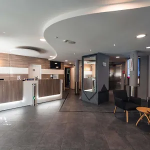 Ibis Styles Airport Aero 44 3*, Charleroi Belgien