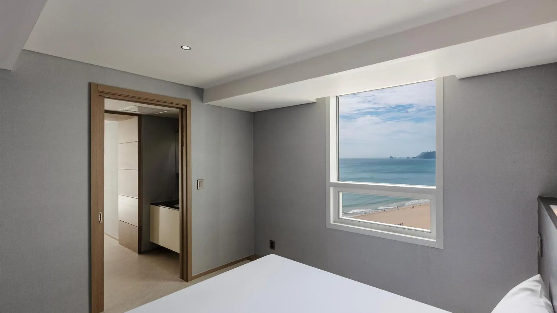 Sun Cloud Hotel Busan 3*,