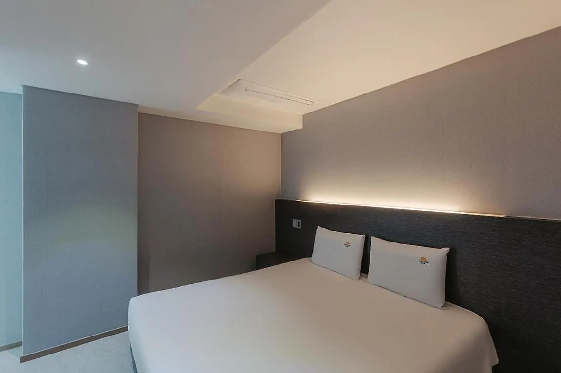 Sun Cloud Hotel Busan 3*,