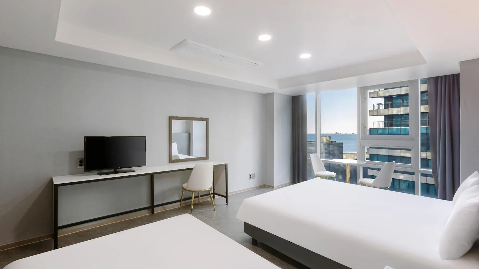 Sun Cloud Hotel Busan 3*,
